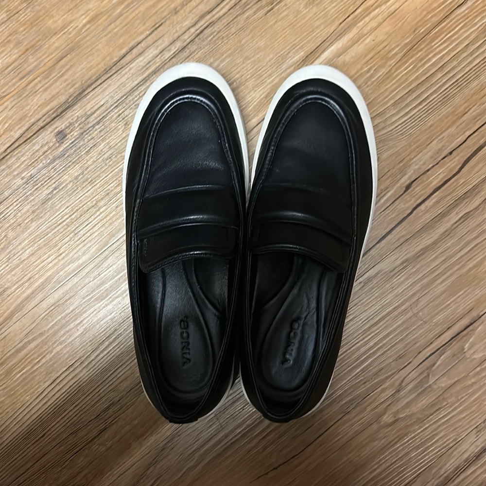 Vince loafers black size 8 ghita